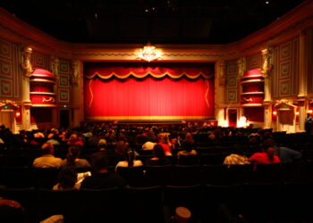 GENÇLERİMİZE ÜCRETSİZ SİNAMA, TİYATRO VE KONSER İMKÂNI